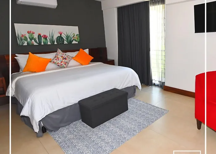Barrio Vallarta Suites