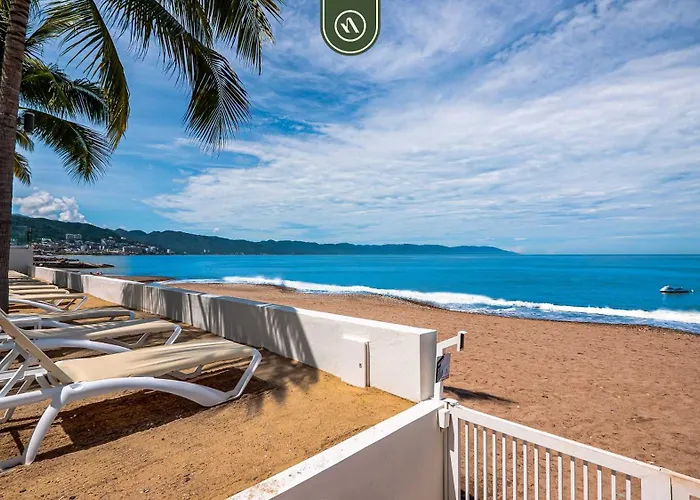 New Oceanfront 1 Bedroom Condo - Gym - Beach - Pool