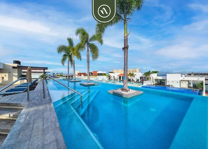 Amazing 1 Bedroom Condo - Zona Romantica - Rooftop Pool