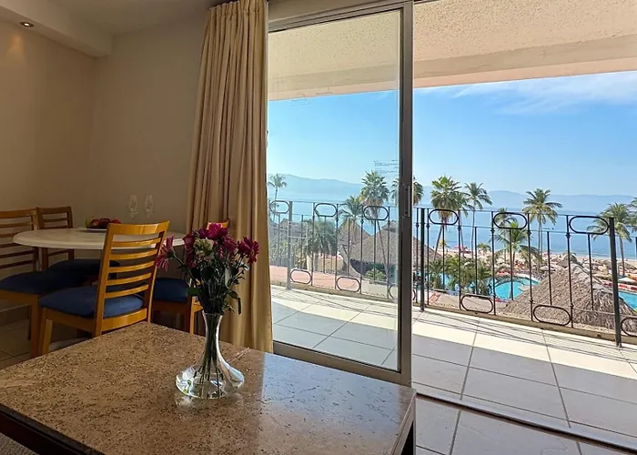 Oceanfront, Views & Amenities!