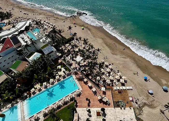 Departamento En Icon Puerto Vallarta Con Vista Al Mar