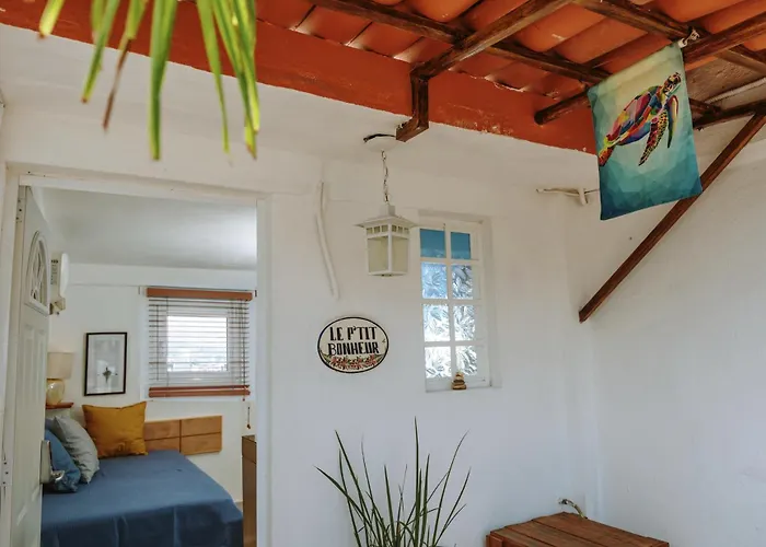 Le Petit Bonheur Terrace - Private Calm And View