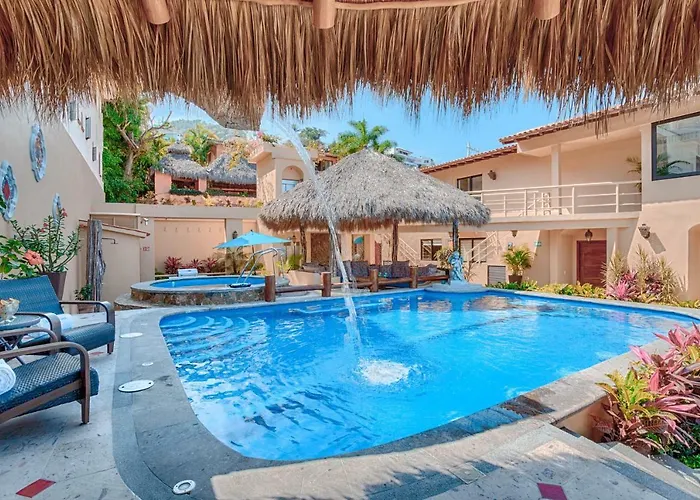 Vista Corona Luxury Condominiums