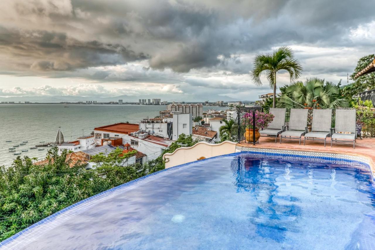 Malia * Puerto Vallarta