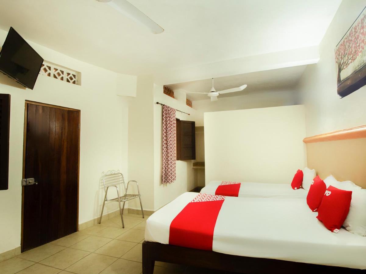 Oyo Bernal Hotel Puerto Vallarta