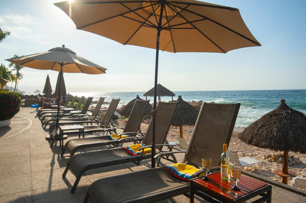 Ocean Front, 3 Bedroom, 3 Bathroom, Casa Natalia, Playa Esmeralda *