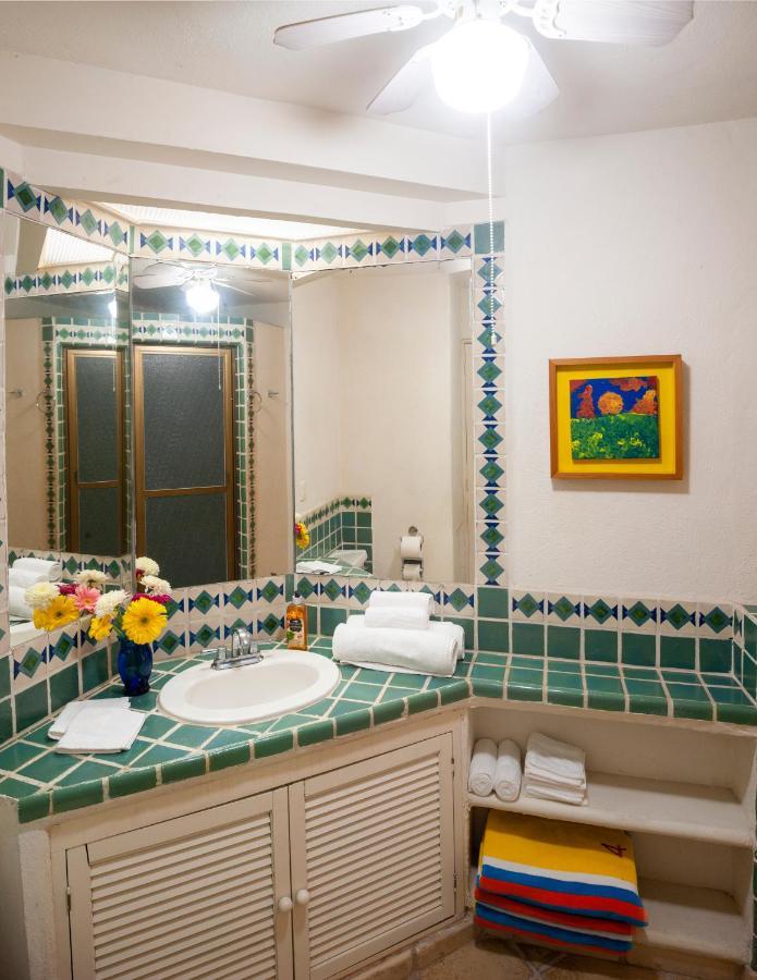 Ocean Front, 3 Bedroom, 3 Bathroom, Casa Natalia, Playa Esmeralda *