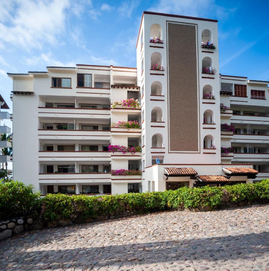 Ocean Front, 3 Bedroom, 3 Bathroom, Casa Natalia, Playa Esmeralda * Puerto Vallarta