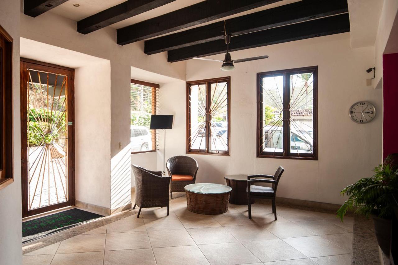 Ocean Front, 3 Bedroom, 3 Bathroom, Casa Natalia, Playa Esmeralda Aparthotel *