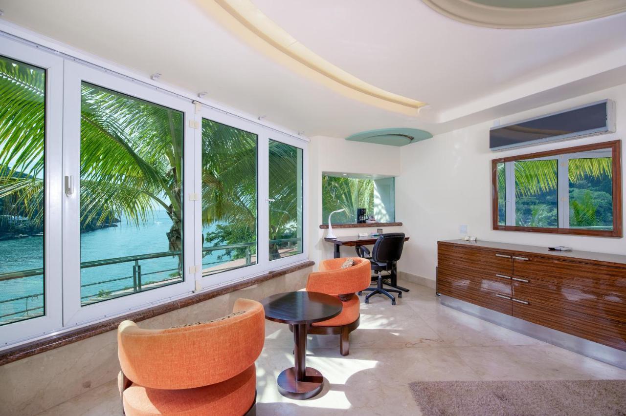 Truly The Finest In Luxury With Incredible Views Villa *