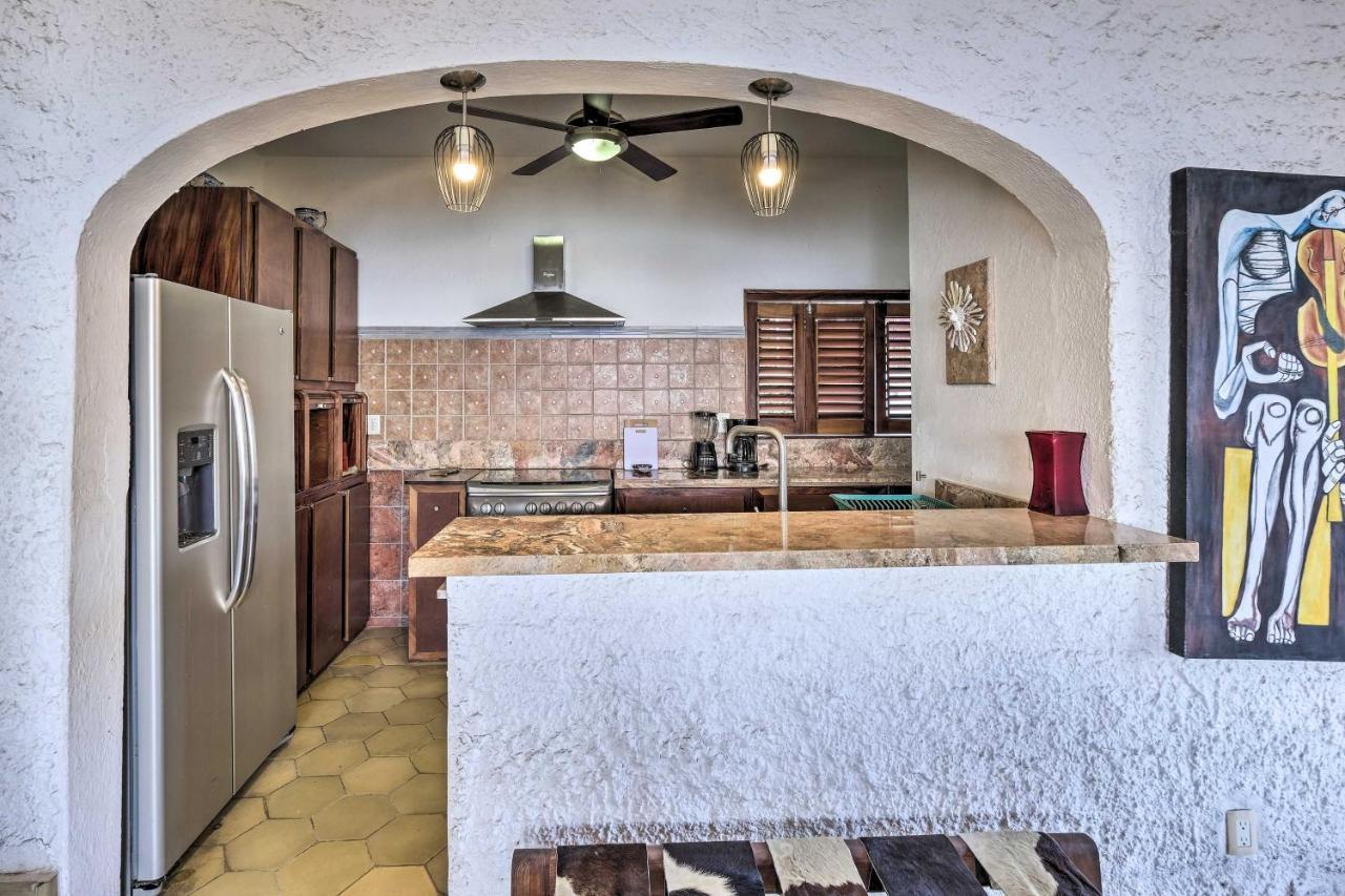 Apartment Mid-century Modern With Patio And Ocean Views!