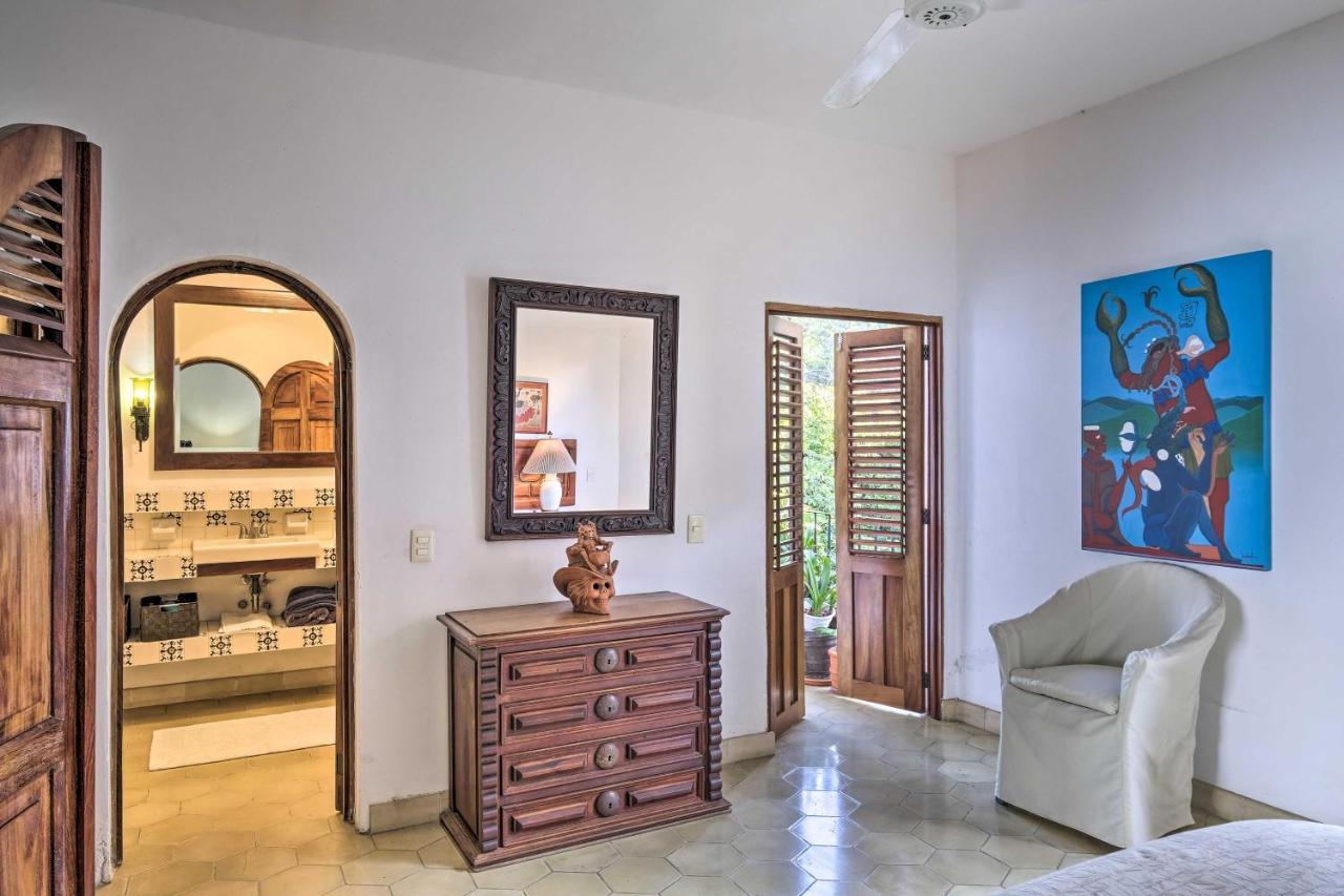 Mid-century Modern With Patio And Ocean Views! Puerto Vallarta