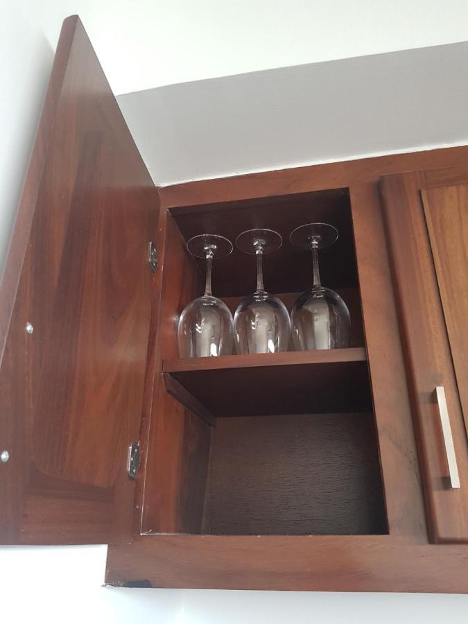 Hotel Condominio En Playa Con Alberca, Restaurante Y Gym 2*