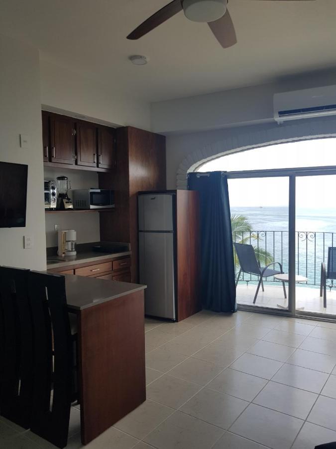 Condominio En Playa Con Alberca, Restaurante Y Gym Hotel