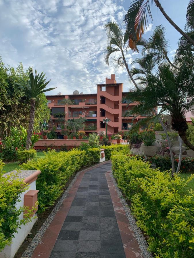 Apartamento Departamento En Marina Vallarta New Listing