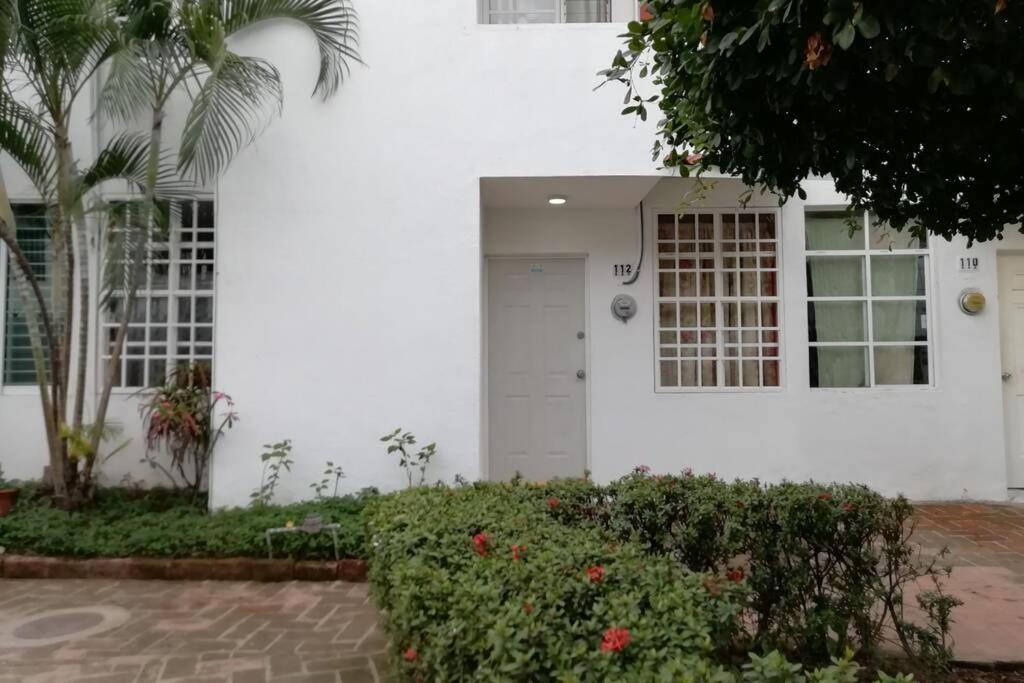 Casa Monarca - Casa Mexicana Holiday home *