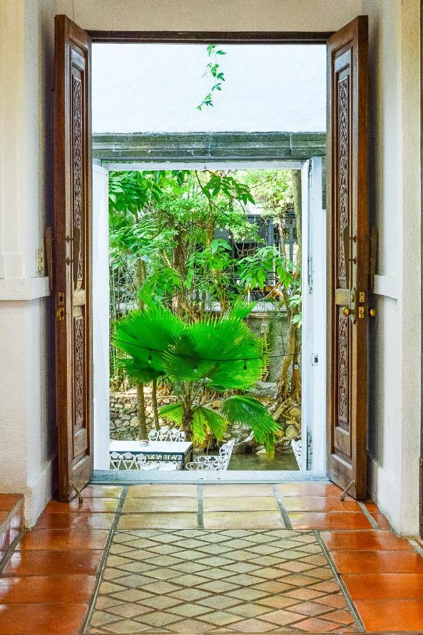 Garlands Del Rio Riverside Boutique Hotel Bed & Breakfast Puerto Vallarta