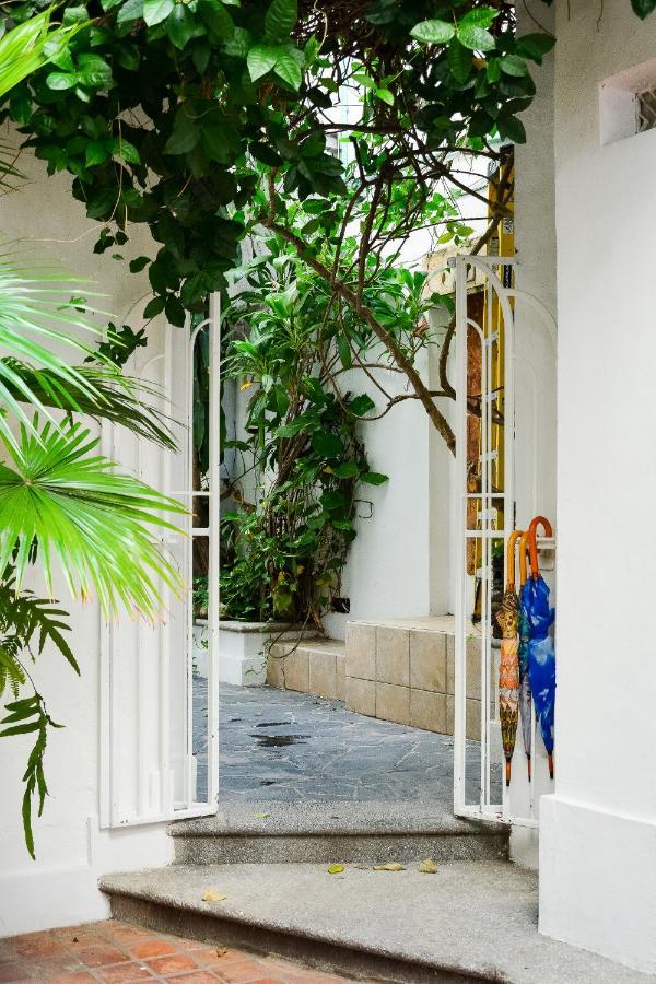 Bed & Breakfast Garlands Del Rio Riverside Boutique Hotel 4*
