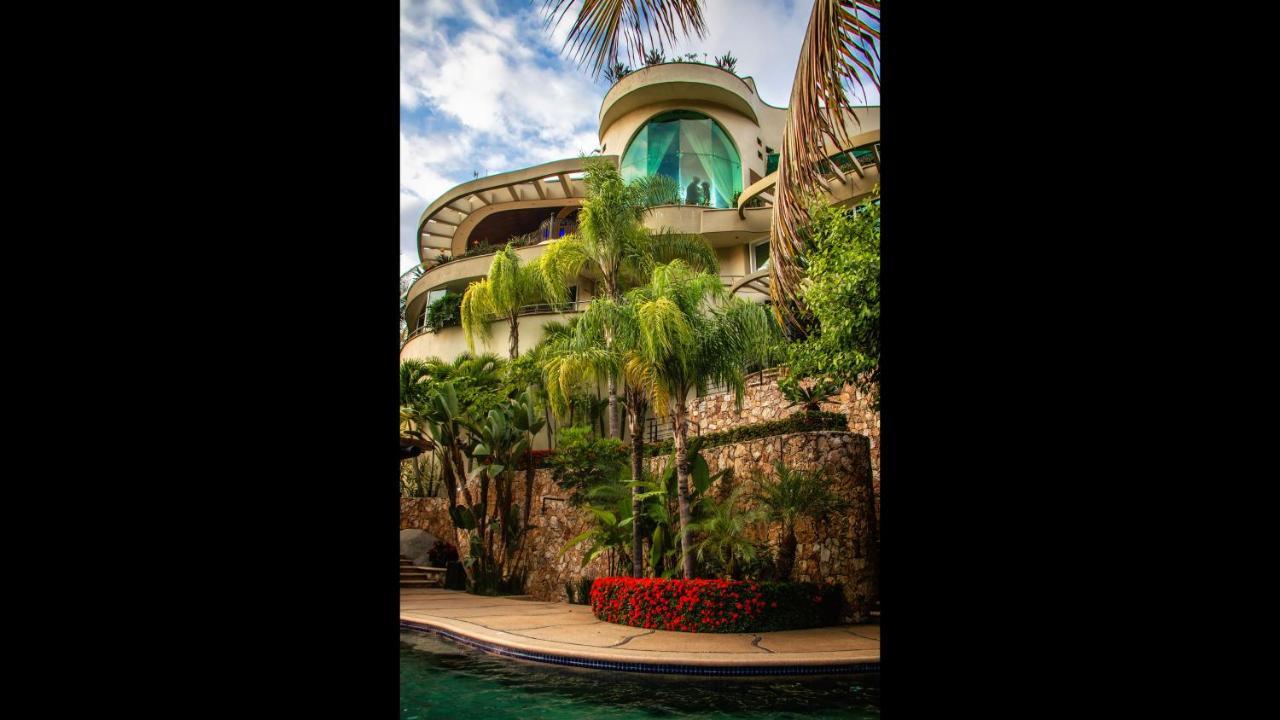 Luxury Frontage With Amazing Views For Rent Villa