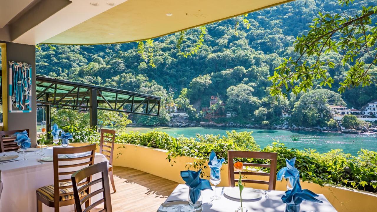 Villa Luxury Frontage With Amazing Views For Rent