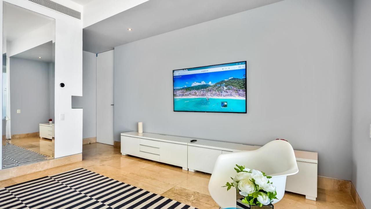 Avalon - 801 Sky Bar Pool 3 Bedroom In Amapas Holiday home Puerto Vallarta