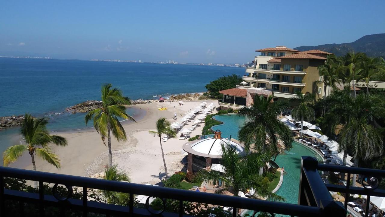At Garza Blanca Preserve & Hotel Puerto Vallarta