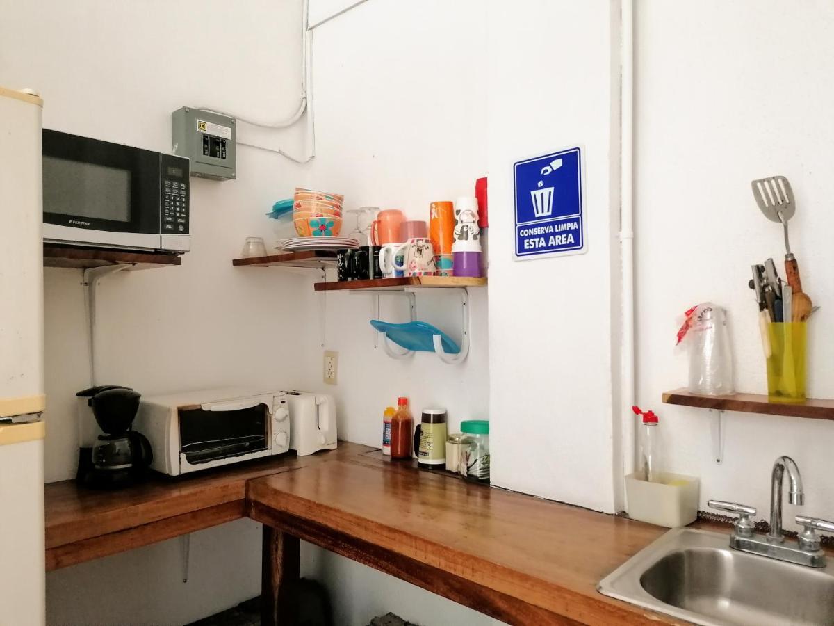 Hostel Casa Adriana *