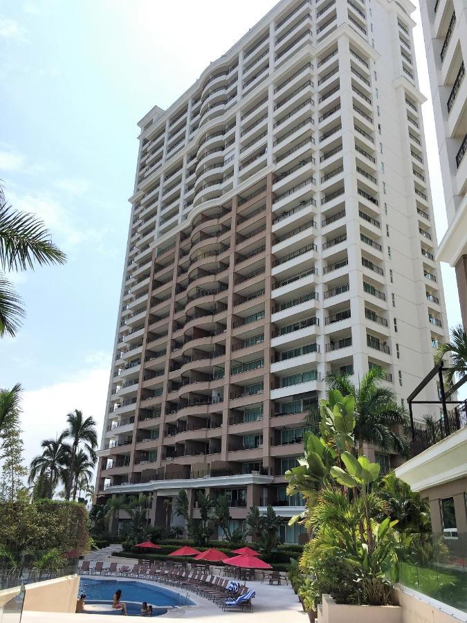 Nuevo Departamento De Lujo En Gran Venetian Frente Al Mar Apartment *