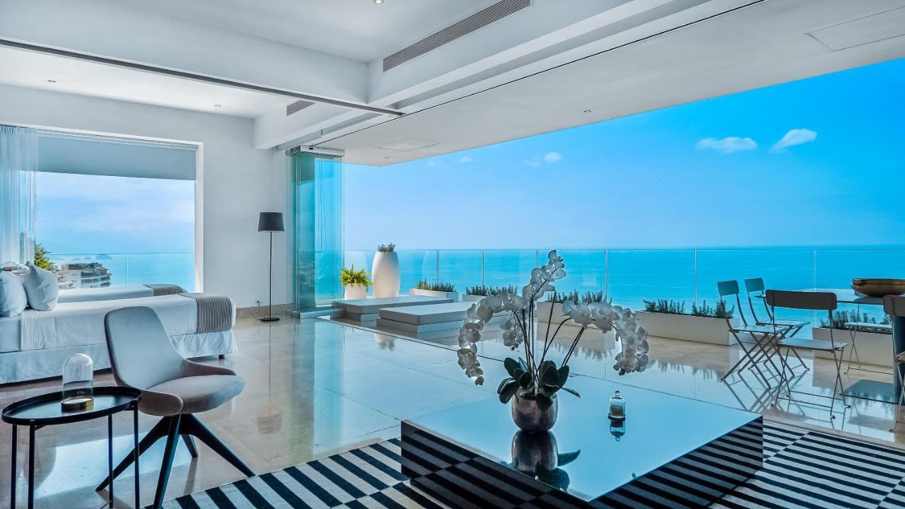 Avalon - 801 Sky Bar Pool 3 Bedroom In Amapas Holiday home Puerto Vallarta