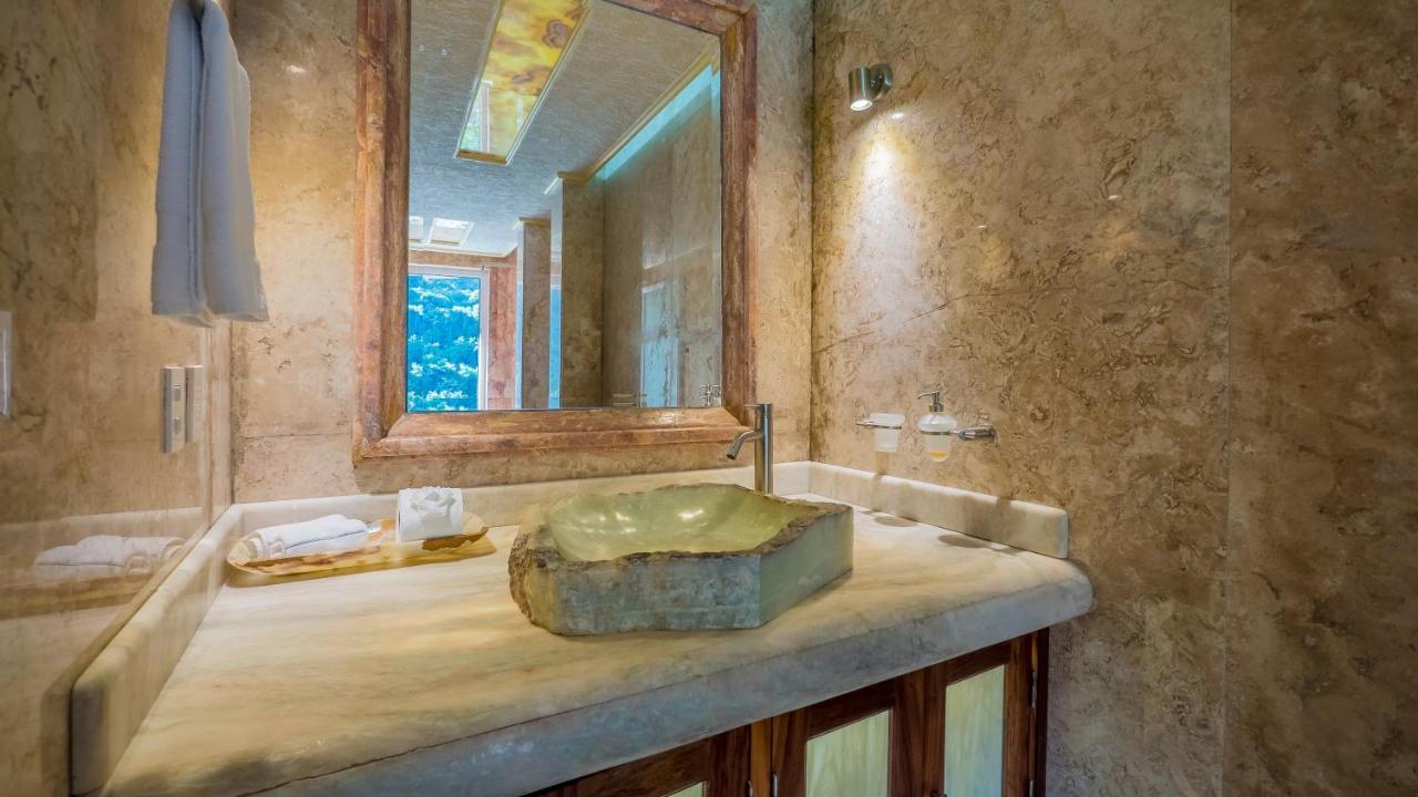 Truly The Finest In Luxury With Incredible Views Villa