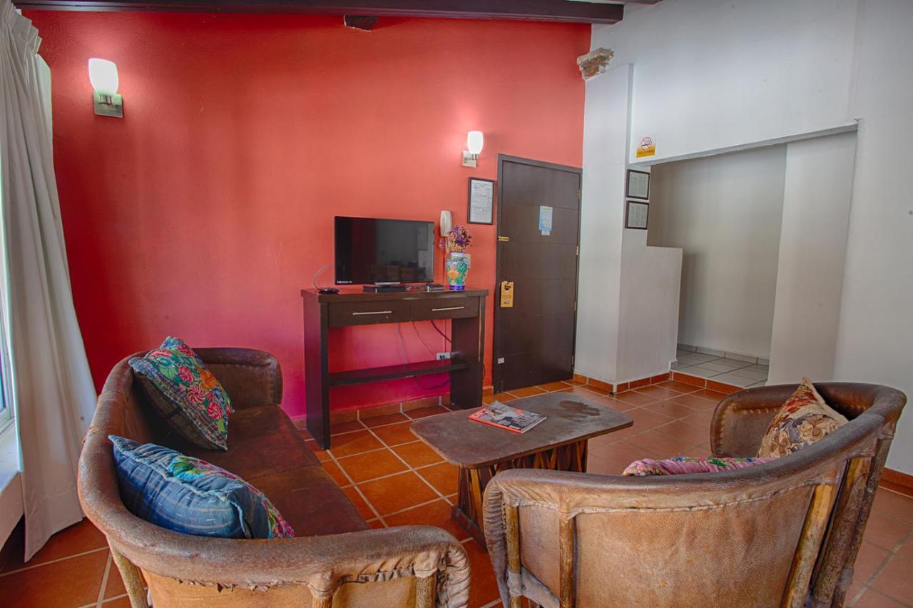 La Iguana Vallarta Lgbt Adults Only - Romantic Zone - Party Clubbing Street 3* Puerto Vallarta