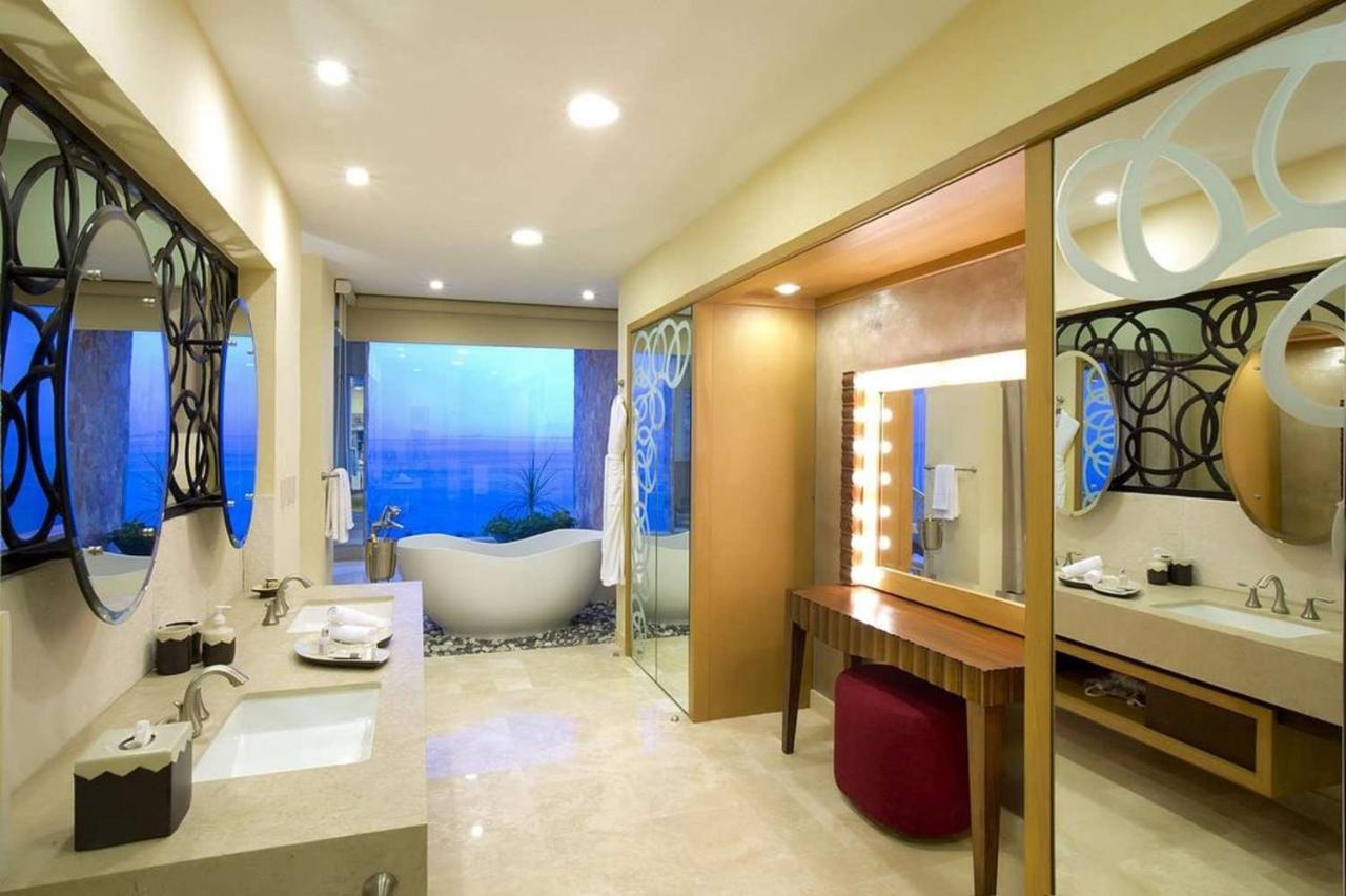 At Garza Blanca Preserve & Hotel Puerto Vallarta