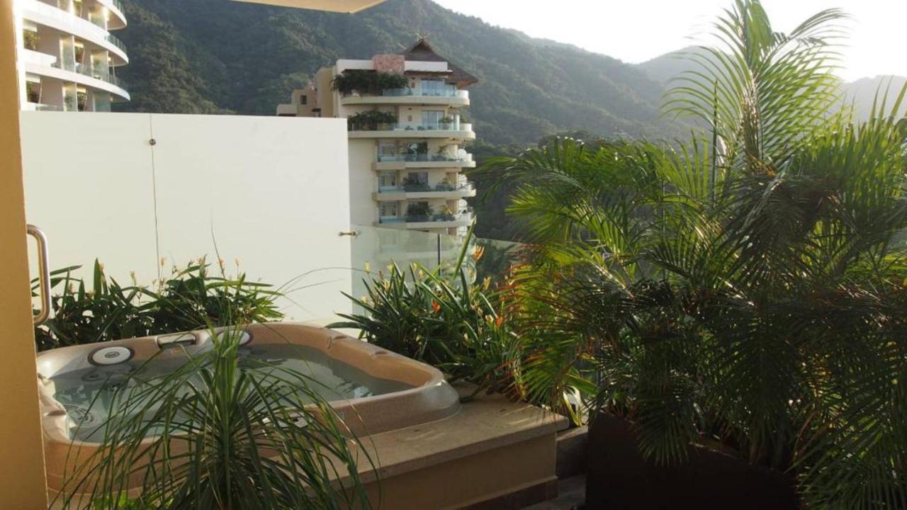 At Garza Blanca Preserve & Puerto Vallarta