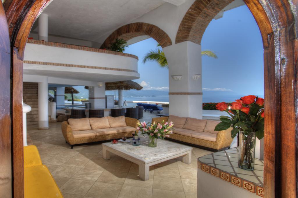 Azul Villa