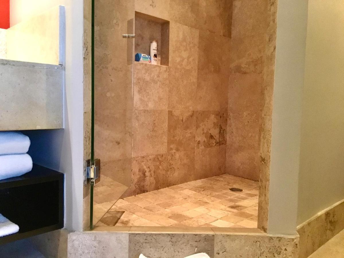 Apartment Oceanview Luxury, Pool, Near Tour Boats & Dk12 *