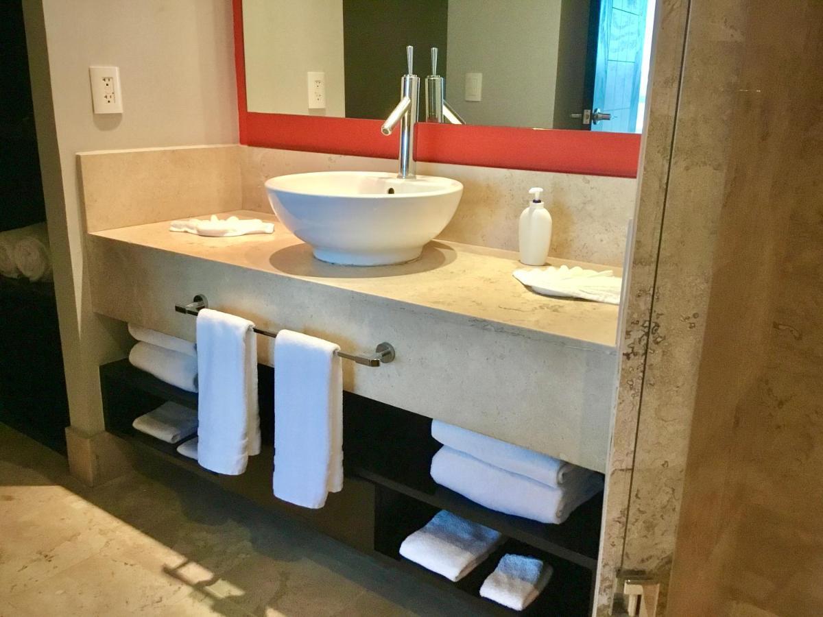 Oceanview Luxury, Pool, Near Tour Boats & Dk12 Apartment