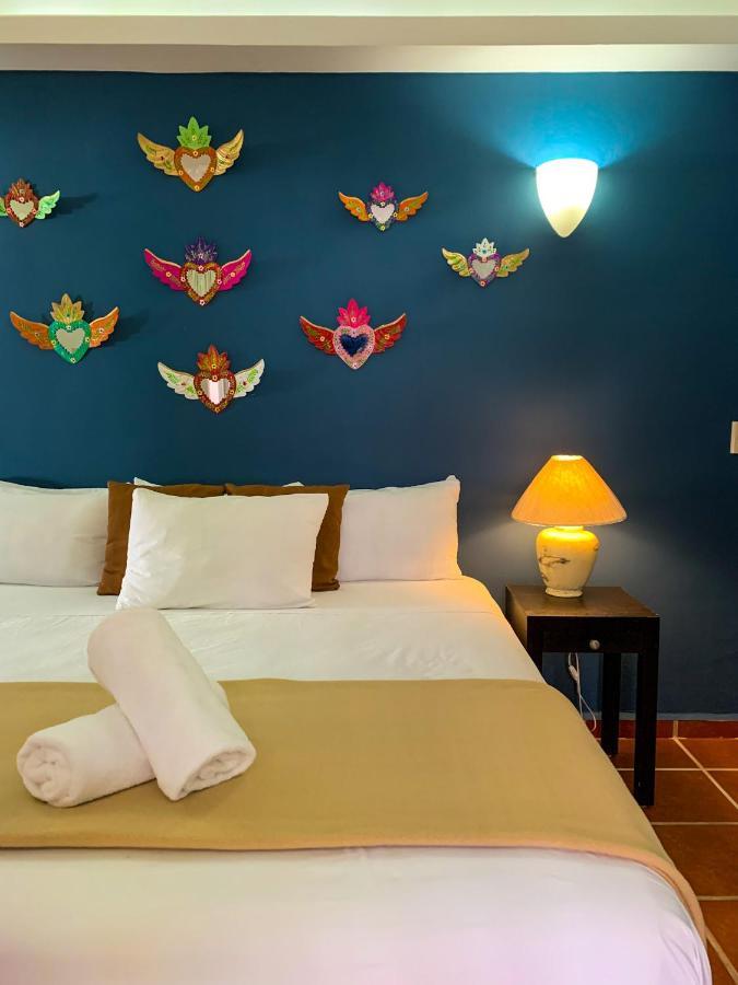 La Iguana Vallarta Lgbt Adults Only - Romantic Zone - Party Clubbing Street Puerto Vallarta