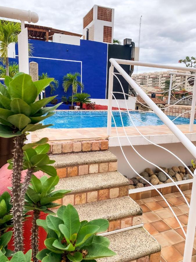 Hotel La Iguana Vallarta Lgbt Adults Only - Romantic Zone - Party Clubbing Street Puerto Vallarta
