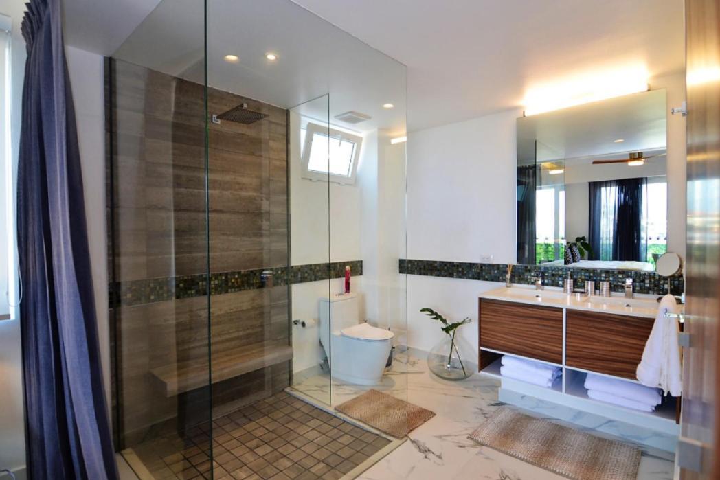 Apartamento Condominio En Zona Romántica, Avida Residences Departamento 609 *