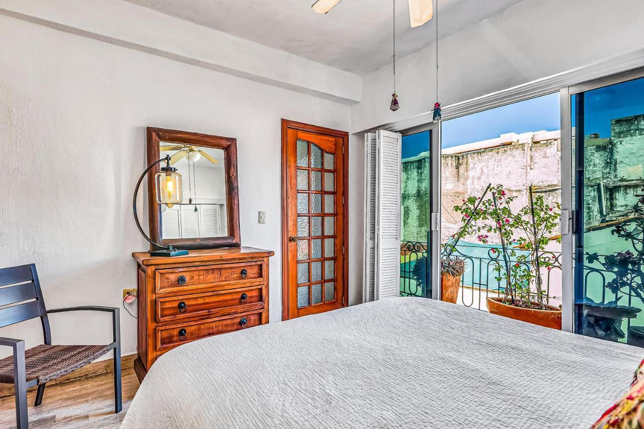 Malecon Side Downtown Apartment