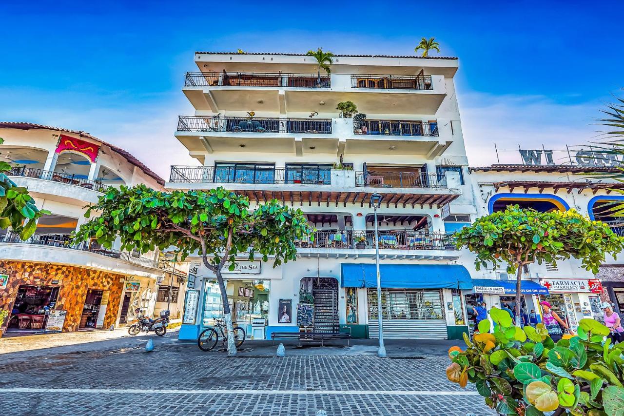 Apartment Malecon Side Downtown