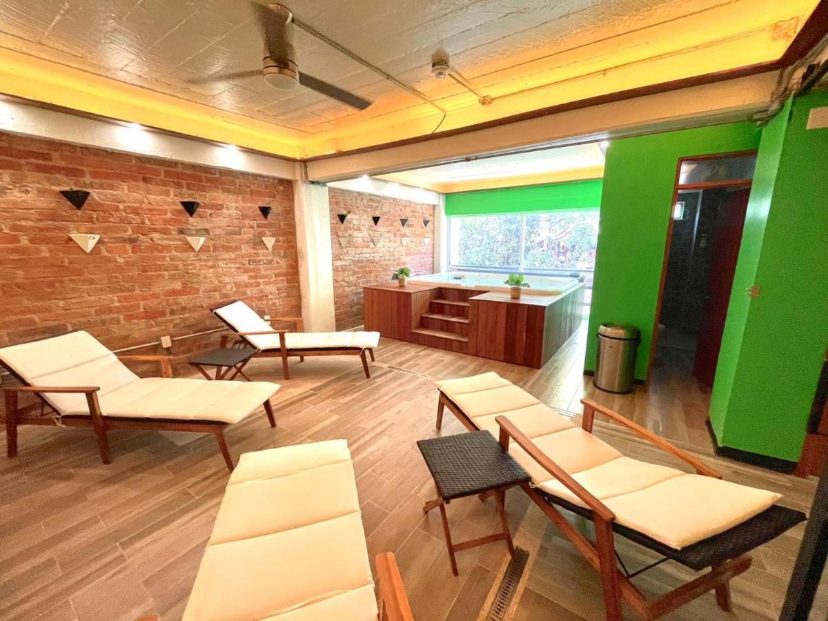 Joint Boutique Zona Romantica Hotel