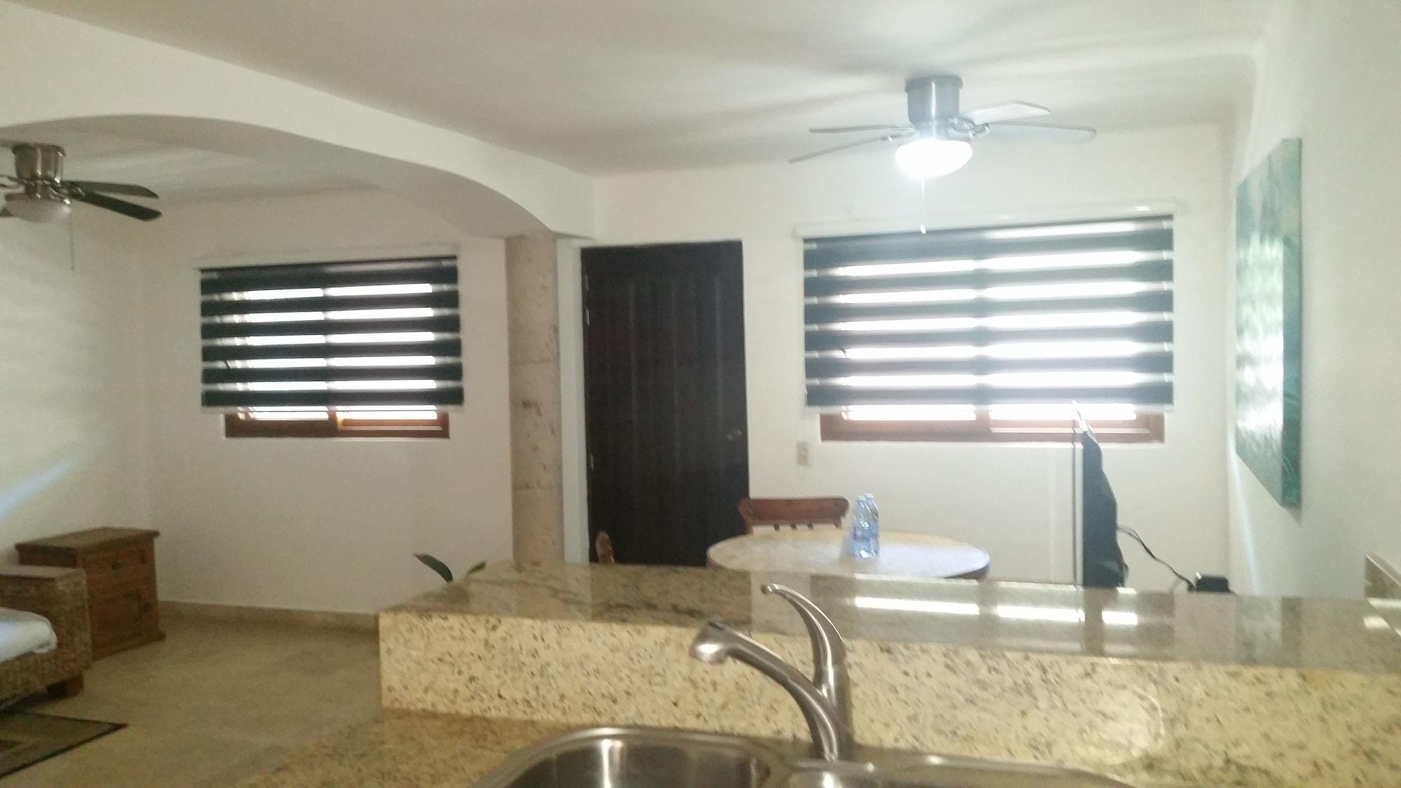 Casa Iguana Mismaloya 3* Puerto Vallarta
