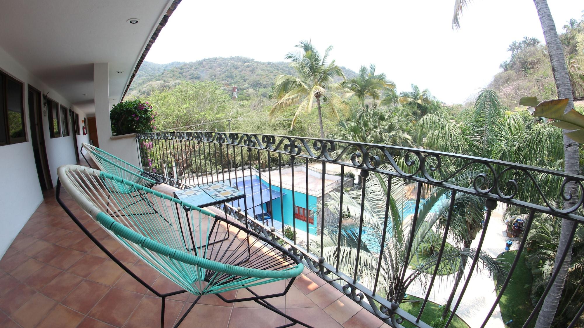 Casa Iguana Mismaloya Hotel 3*