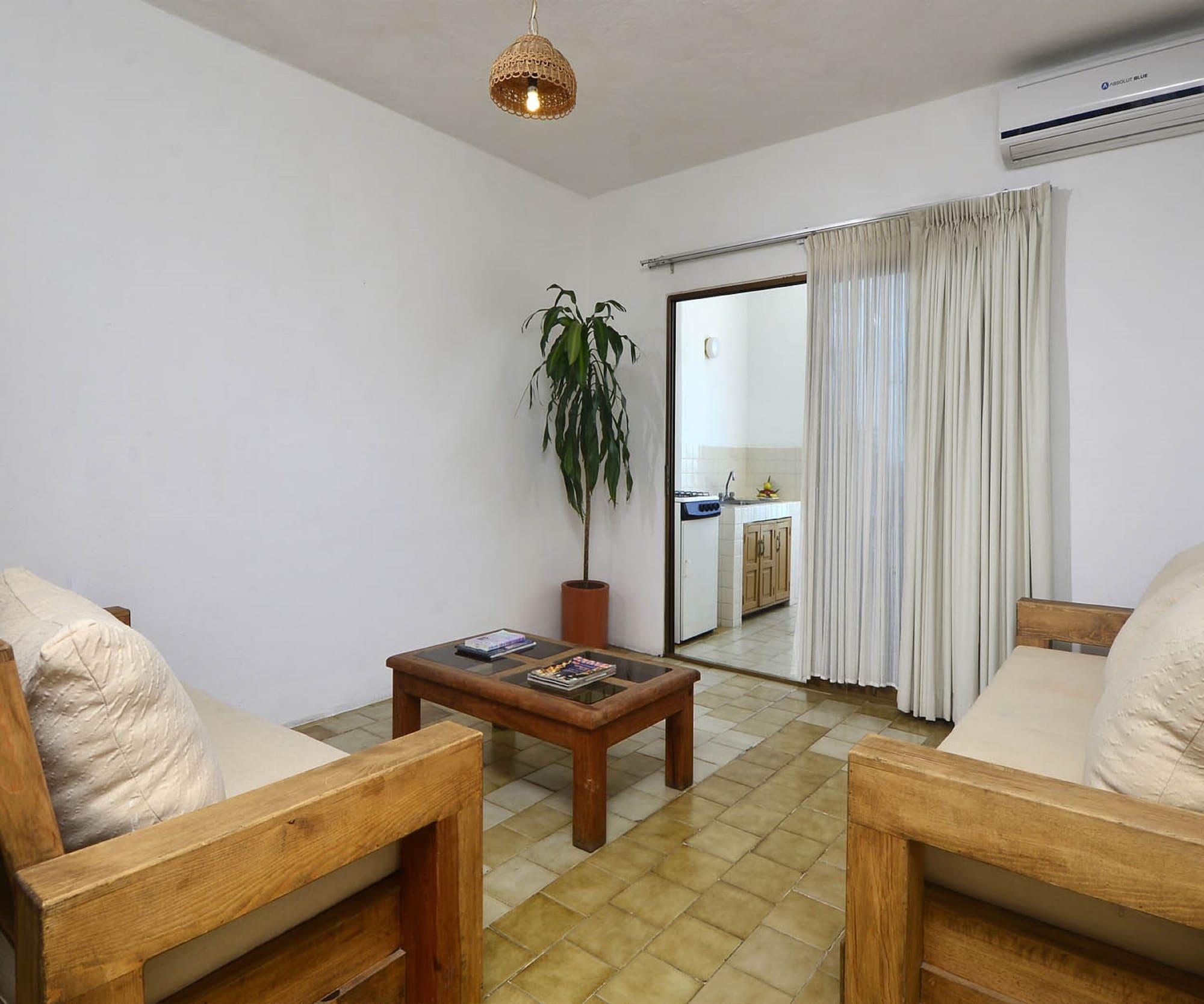 Emperador Vallarta Beachfront And Hotel