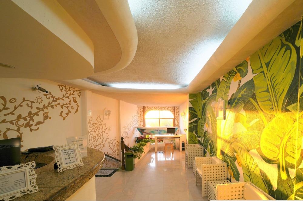Emperador Vallarta Beachfront And 3* Puerto Vallarta