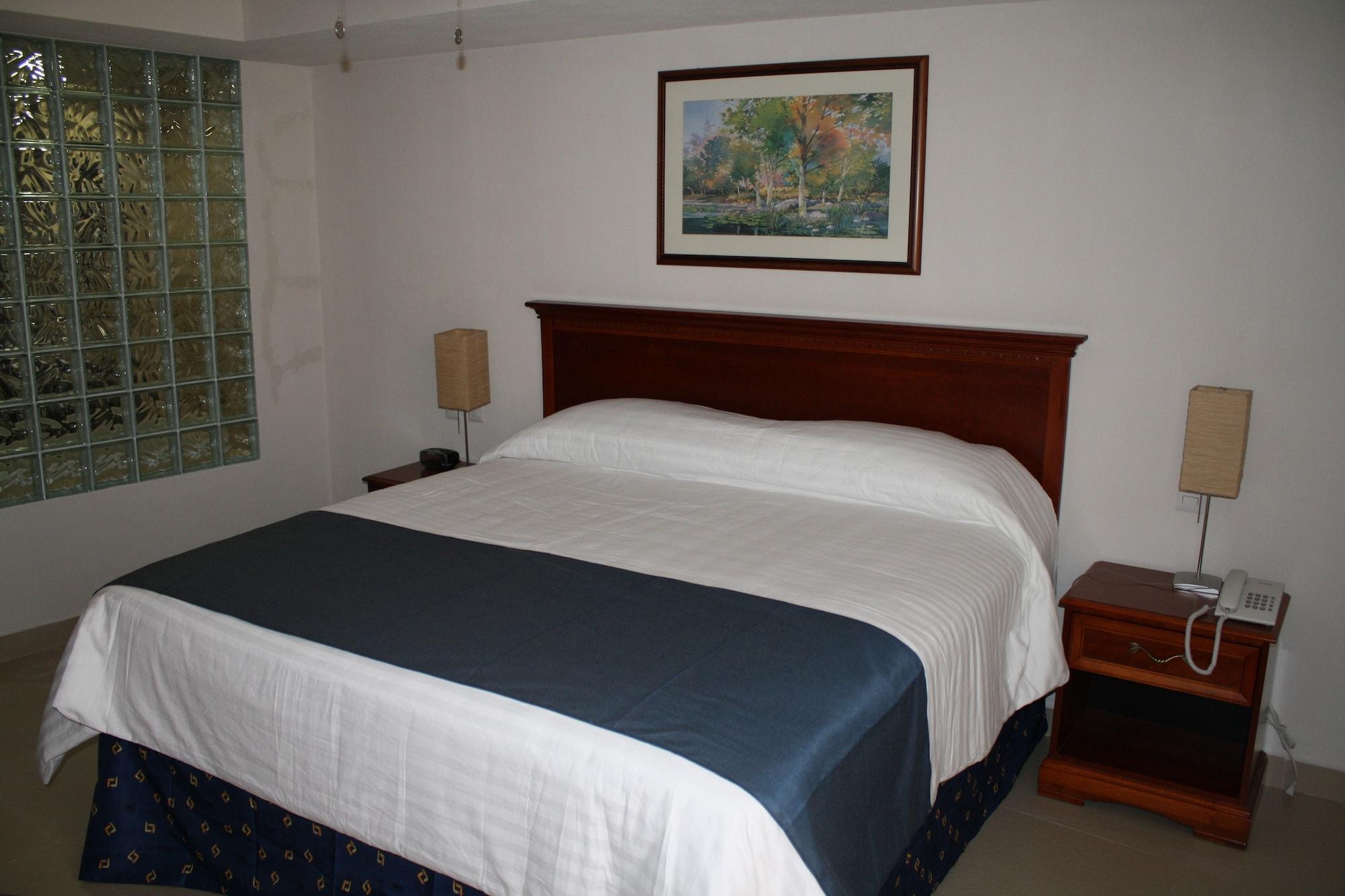 Porto Allegro Hotel 3*