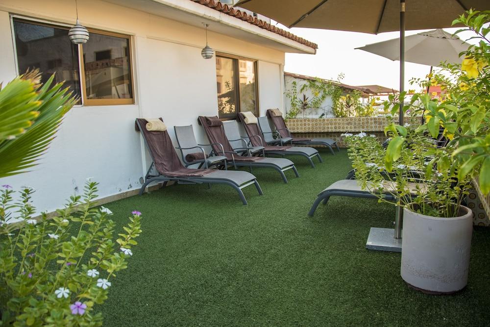 Porto Allegro Hotel 3*