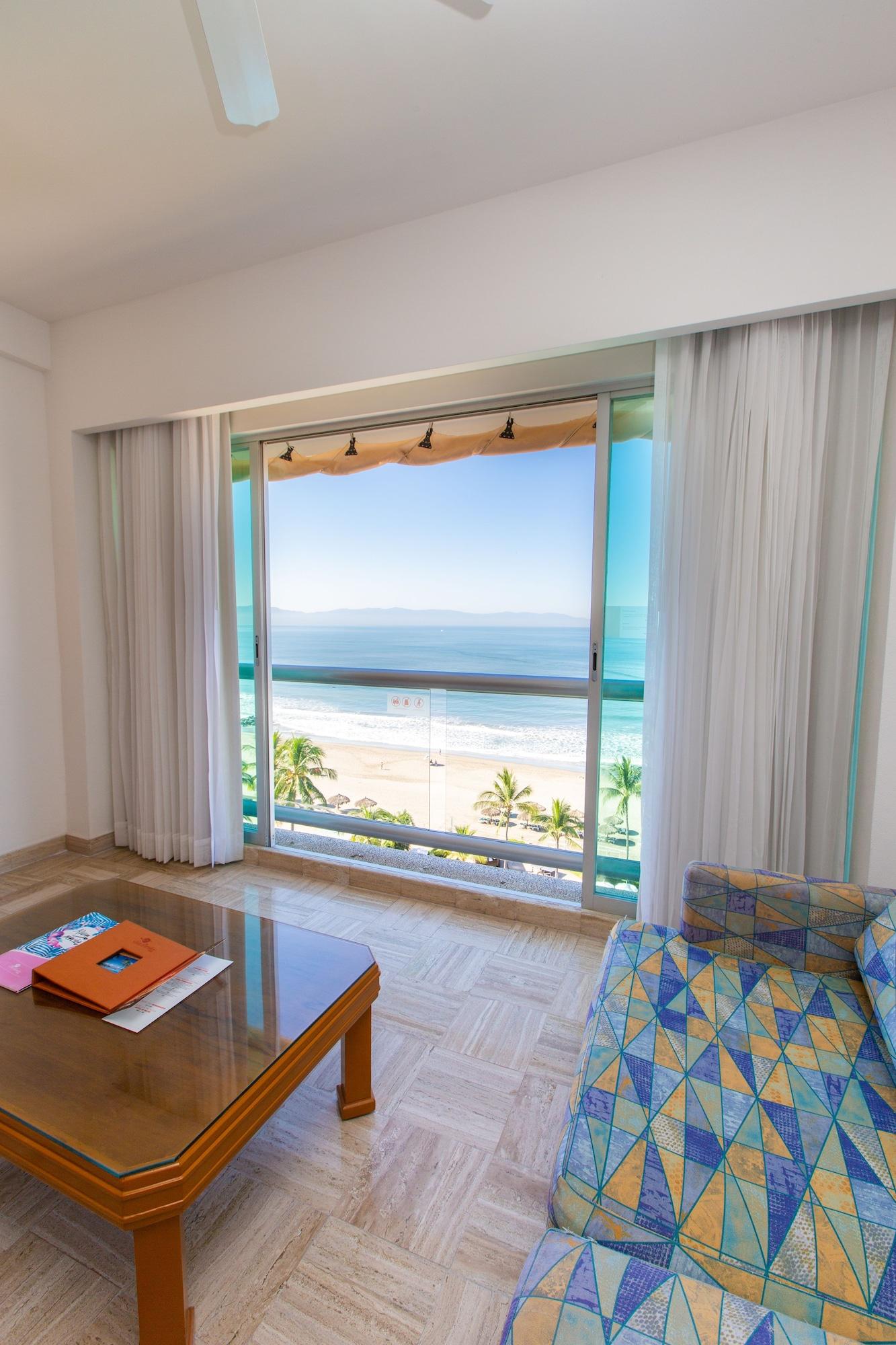Ocean Breeze Nuevo Vallarta Hotel 4*