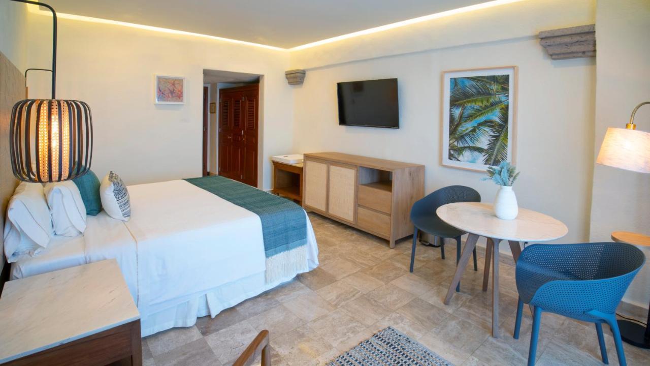 Fiesta Americana & 4*